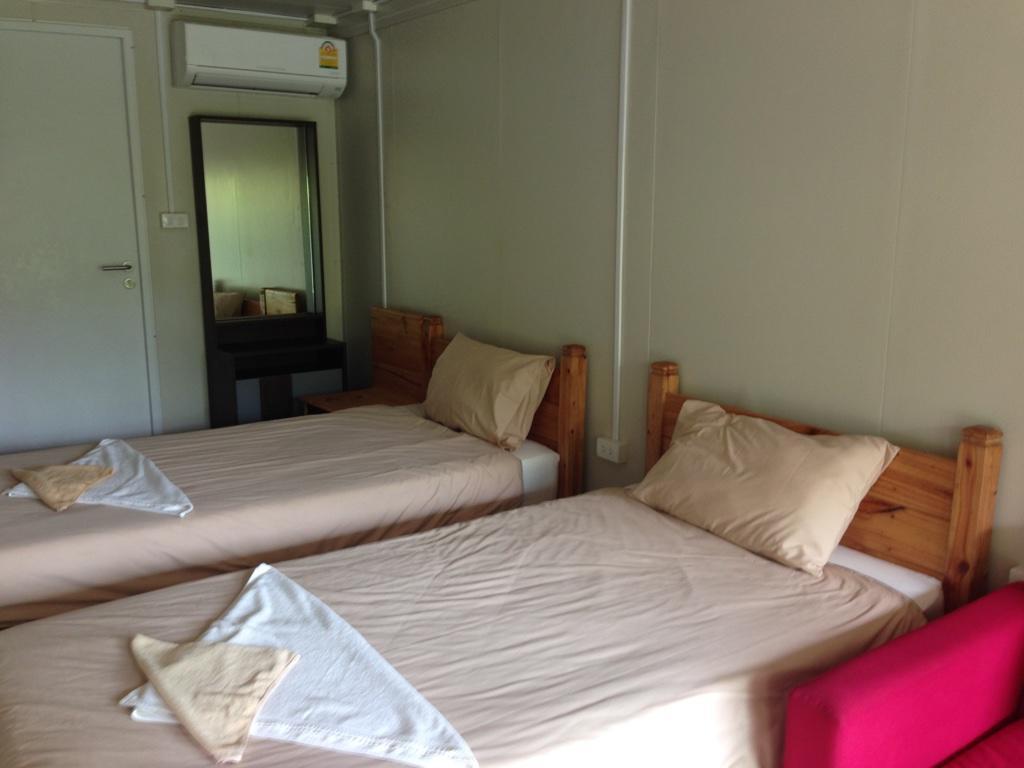 Check In And Chill Out Hotel Ban Laem Sok Екстериор снимка